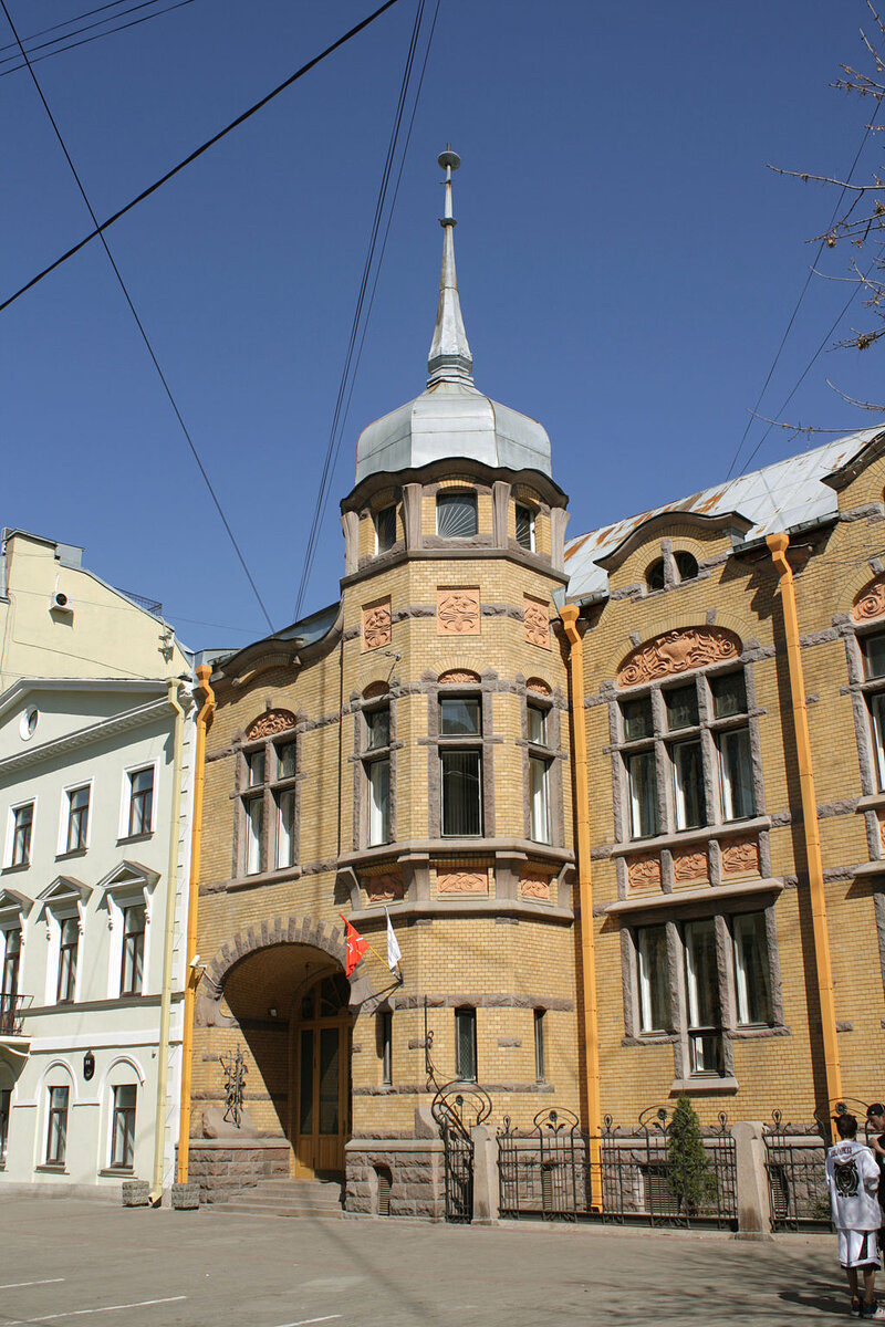 Детали особняка. источник Википедия / автор Nik1986.