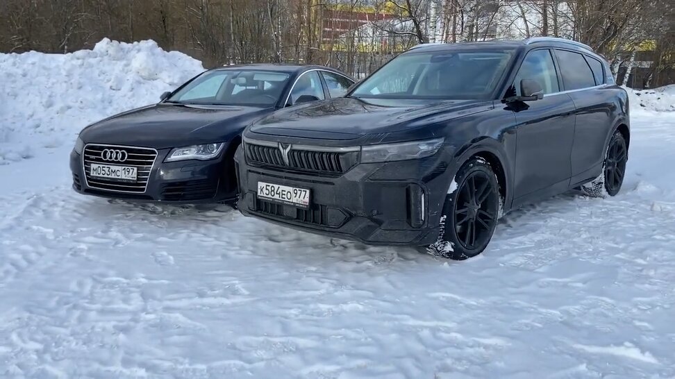 Audi A7 и Voyah Free