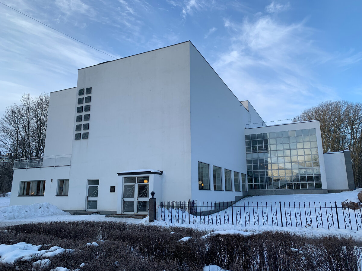 фасад коттеджа. белый фасадный. фасады домов в стиле минимализм. белый коттедж. белый фасадный.