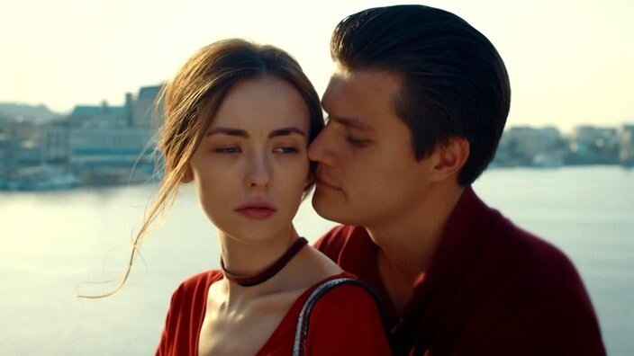 Вика и Олег. Взято на интернет-просторах.