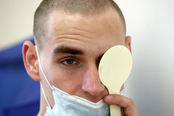 Открой сокрыты негой взоры. Тихий теплый вечер. Почивать или почевать как. До утра он не сомкнул взгляда. Мем не спал всю ночь.