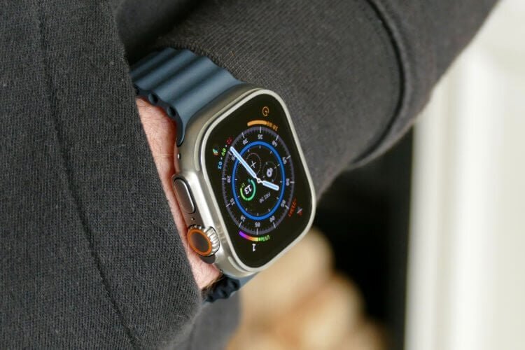    Подключить самую свежую модель Apple Watch Ultra 2 к iPhone X не получится из-за несовместимости операционных систем. Изображение: digitaltrends.com