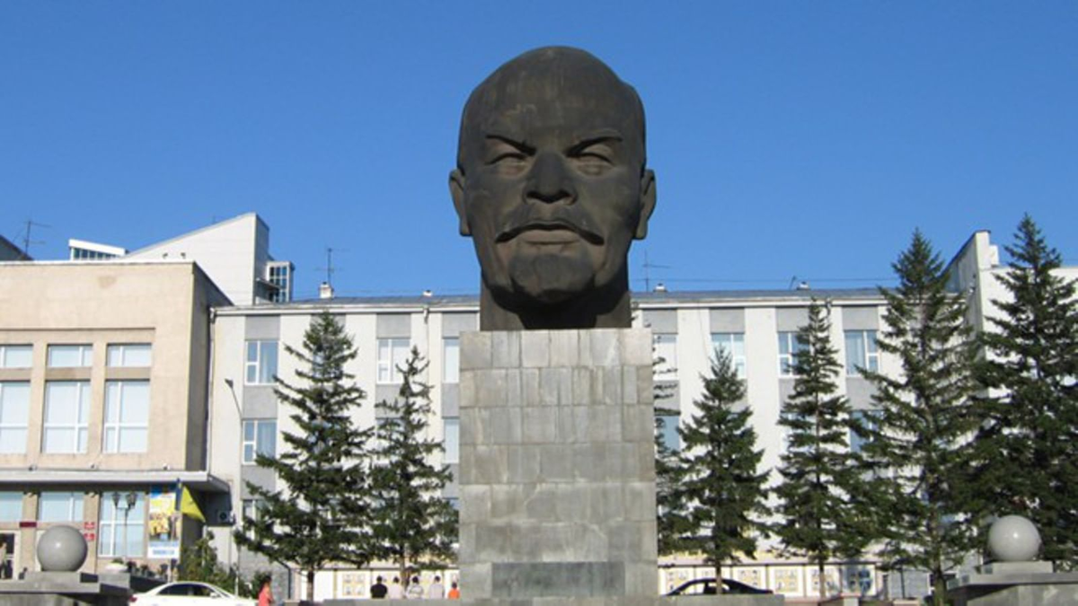 Памятник Ленину в Улан-Удэ
