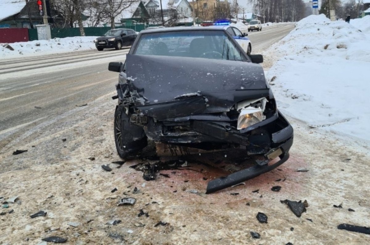    В Твери на улице Красина в ДТП пострадал молодой человек