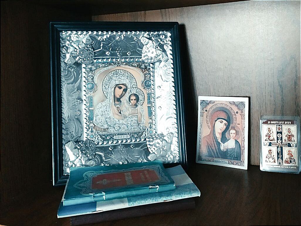 Иконы есть в доме у многих из нас