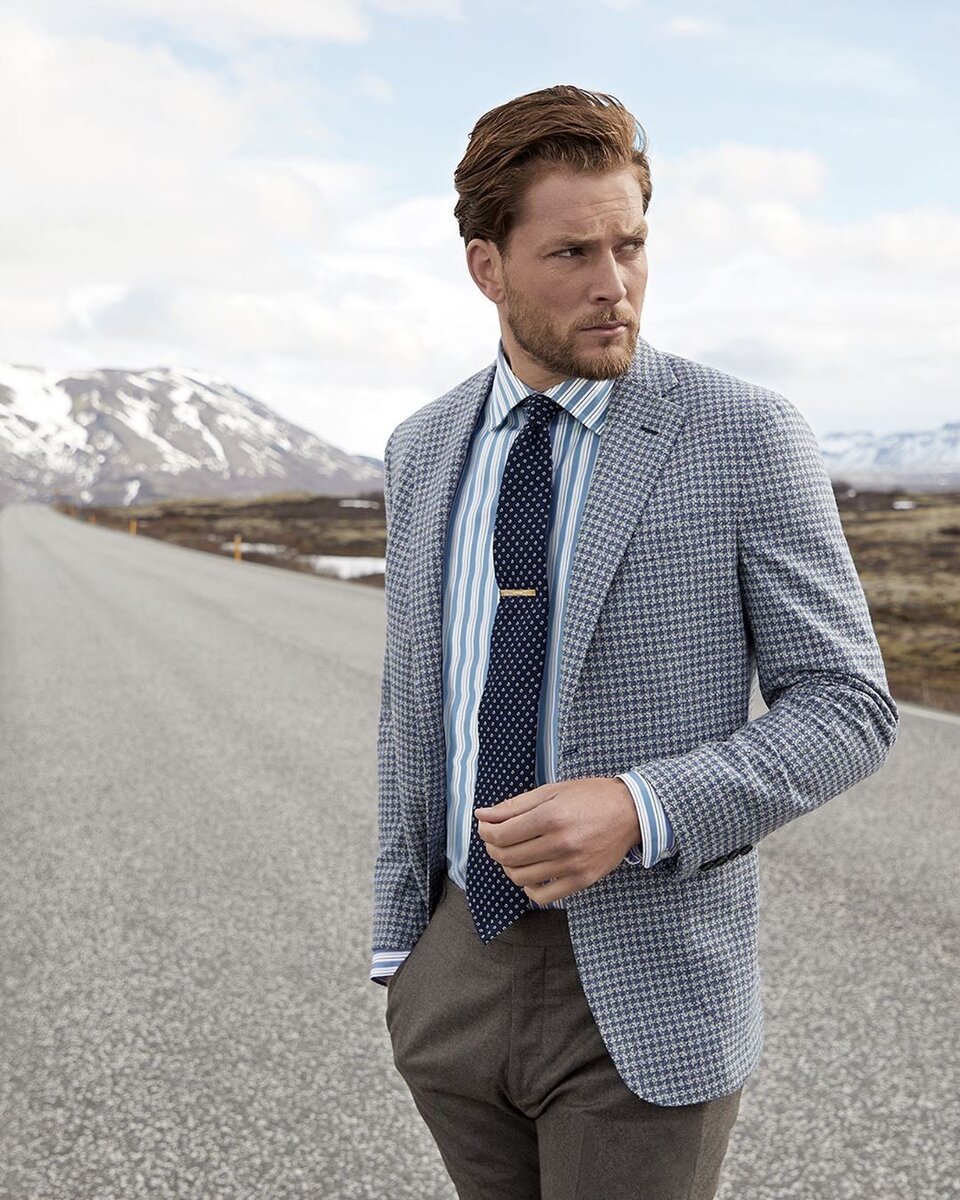 Пример очистного стиля с рубашкой Brooks Brothers, фото взято из Pinterest