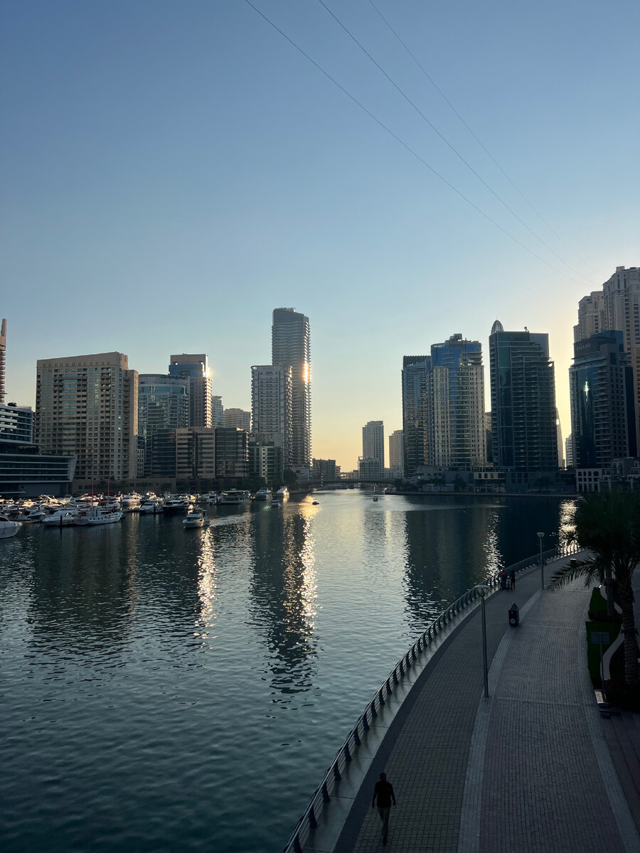 Набережная 