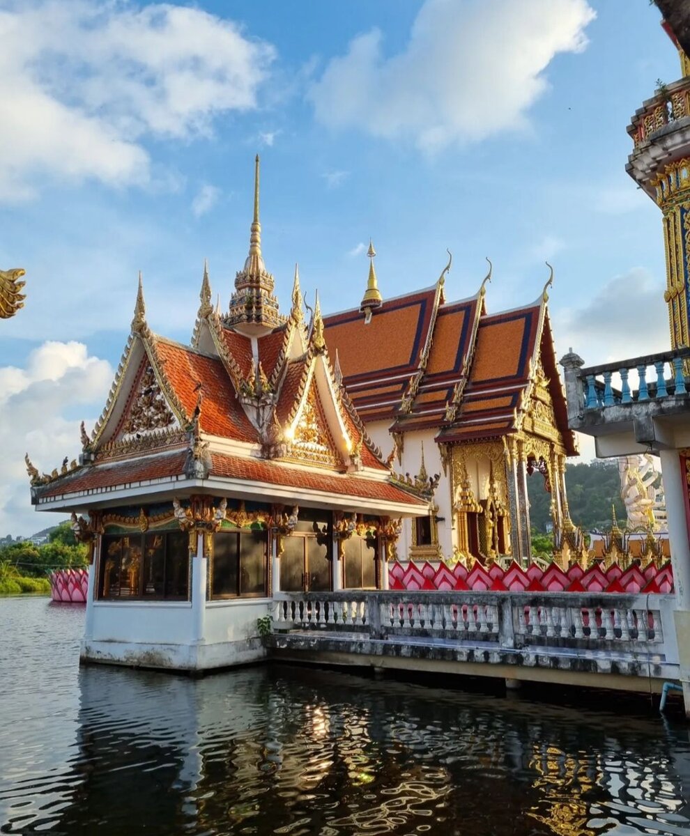 Wat Plai Laem (Ват Плай Лаем). Фото автора статьи