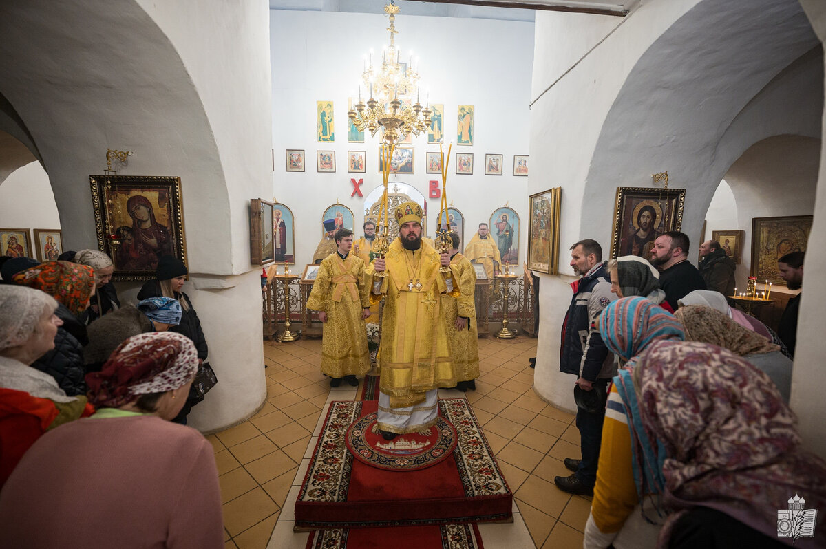 Церковь Воскресения Христова со Стадища