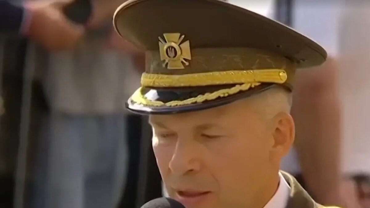    Александр Сырский.