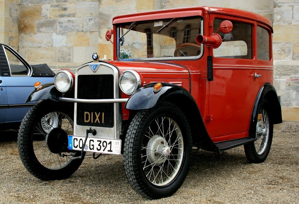 BMW DIXI. Первый автомобиль БМВ.