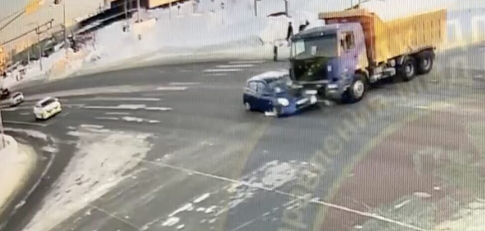    Скриншот из видео ДТП Маргарита Бондаренко