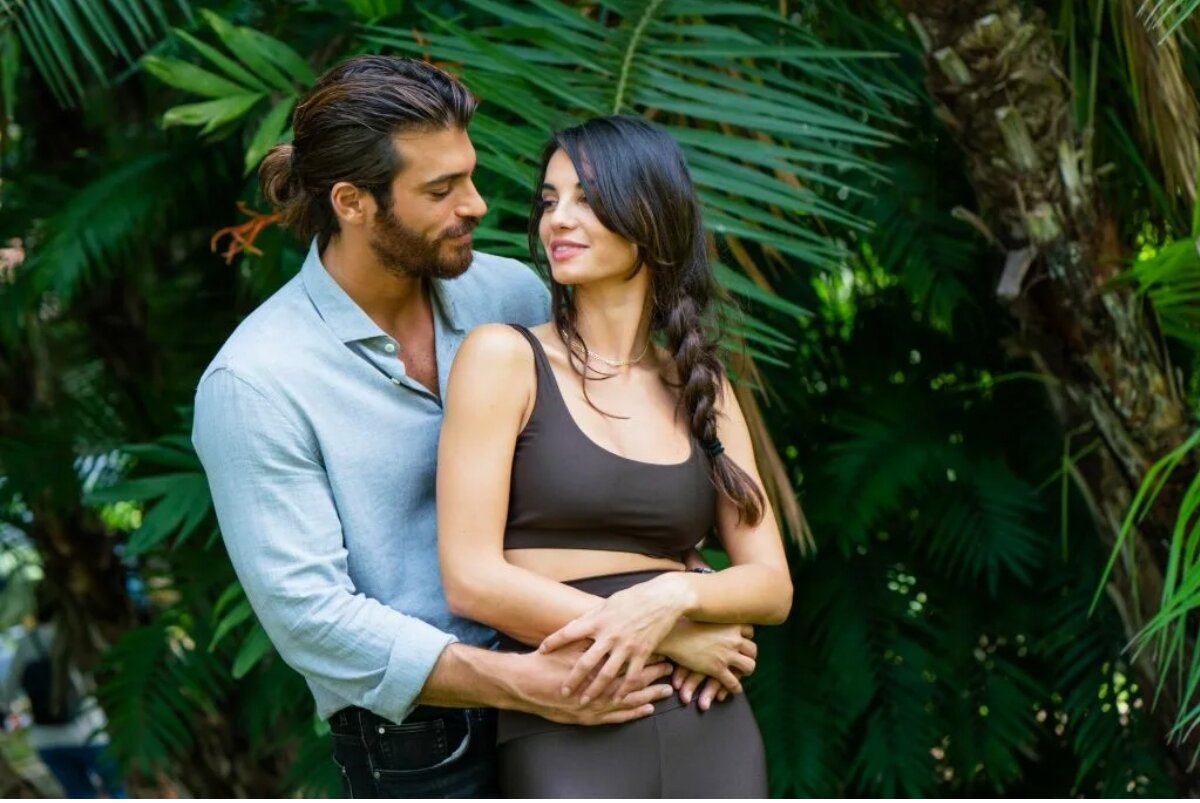 Джан море. Джан яман сейчас 2022. Джан море. Франческа киллеми. Джан яман в виоле.