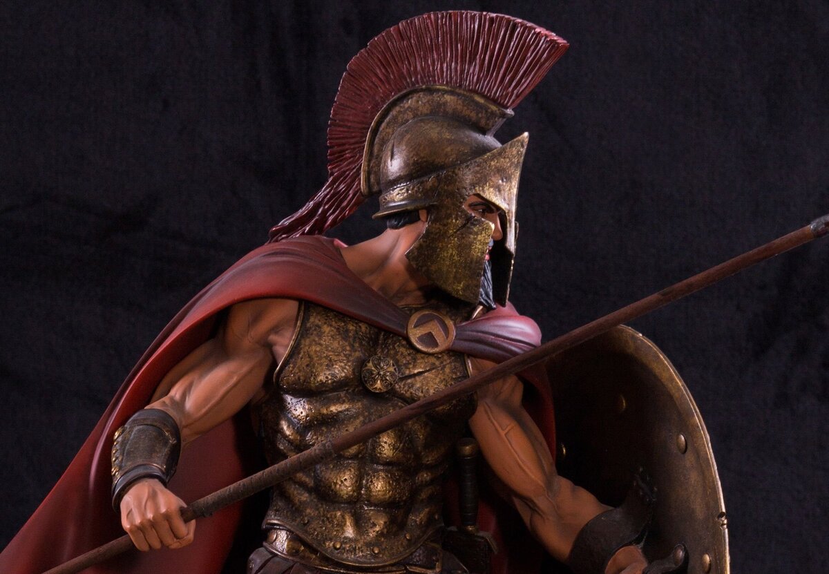  Спартанцы - сословие профессиональных воинов, для которых военная служба была единственной обязанностью. Определенную роль в их популярности сыграл фильм “300 спартанцев”.