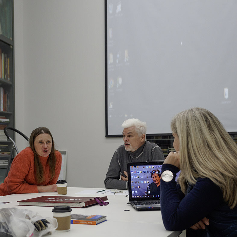 поселок английский сад тула. марьино поселок, есенино коттеджный поселок,. въездная арка в коттеджный поселок. английский сад богучарово. коттеджный поселок клубного типа.