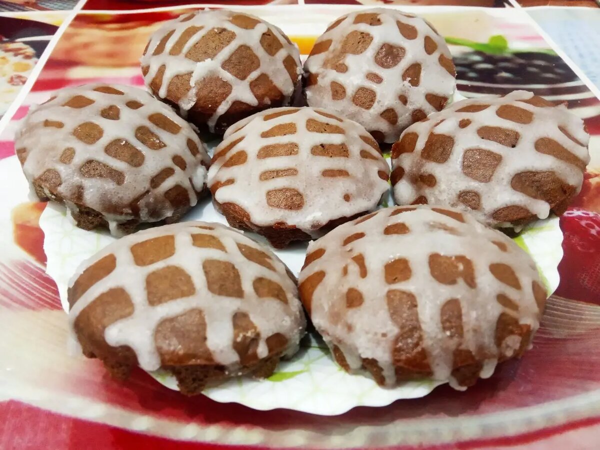 Вафли шоколадные и мягкие, в глазури