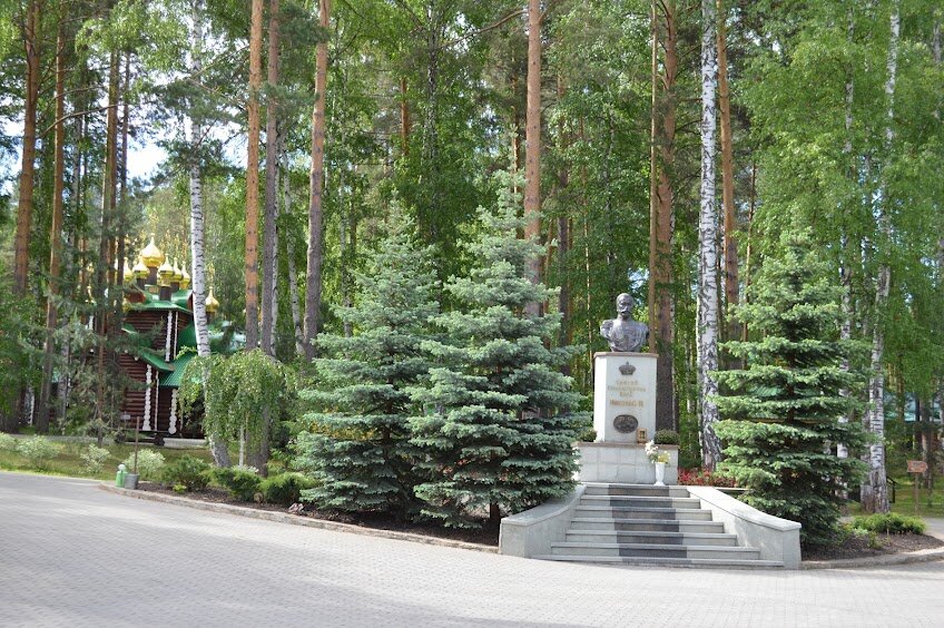 Могила Николая II