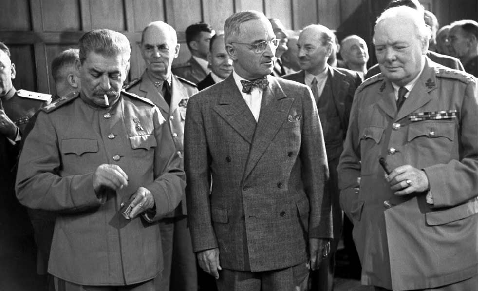 важные исторические события. исторические события россии. взгляд на события в истории. расстрел мирной демонстрации 1905 в петербурге. взгляд на события в истории.