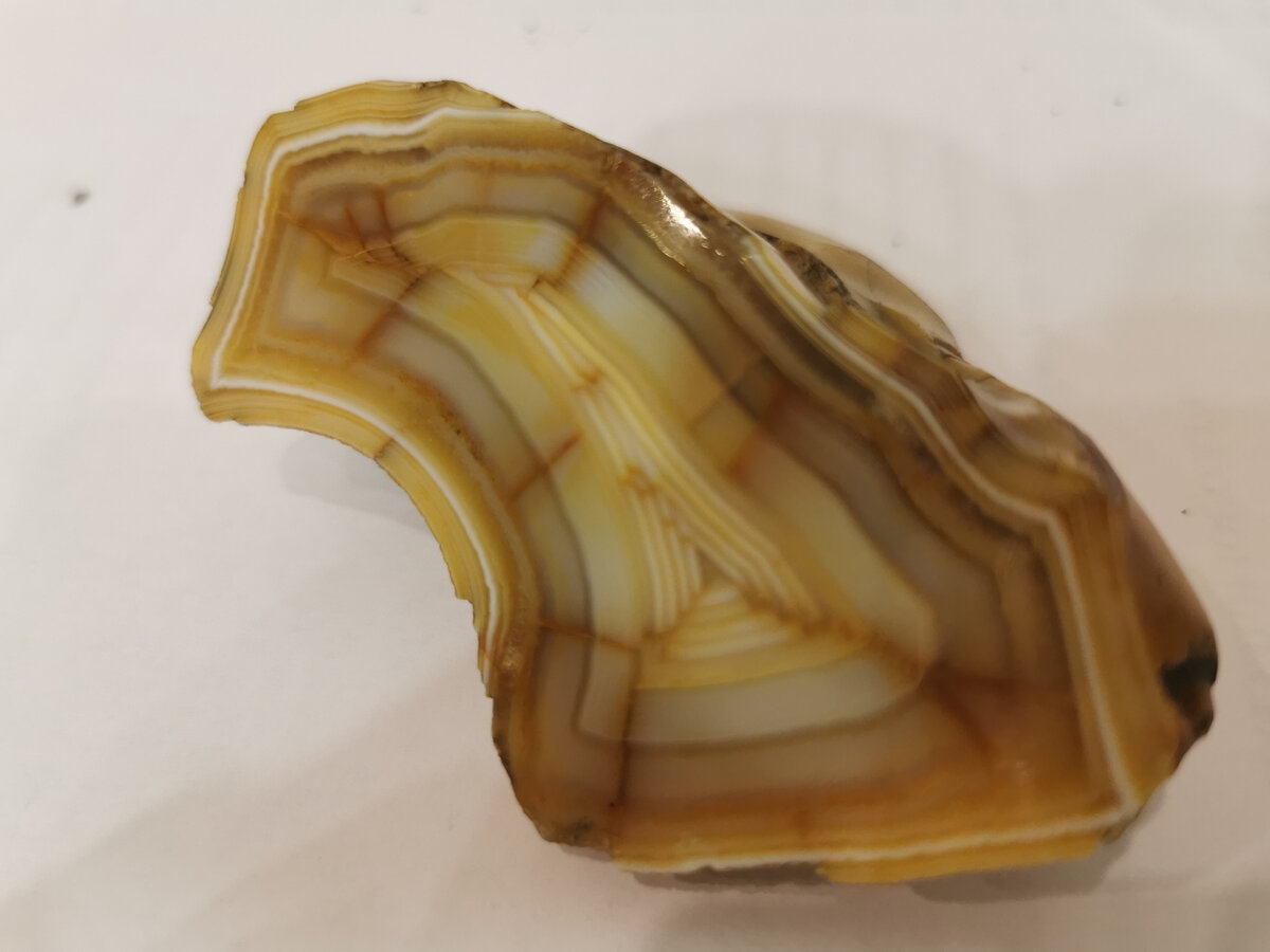 Местоположение на айфоне. Программа для поиска телефона. Зенли приложение. Местоположение по номери телфон. Приложение найти айфон где находится.