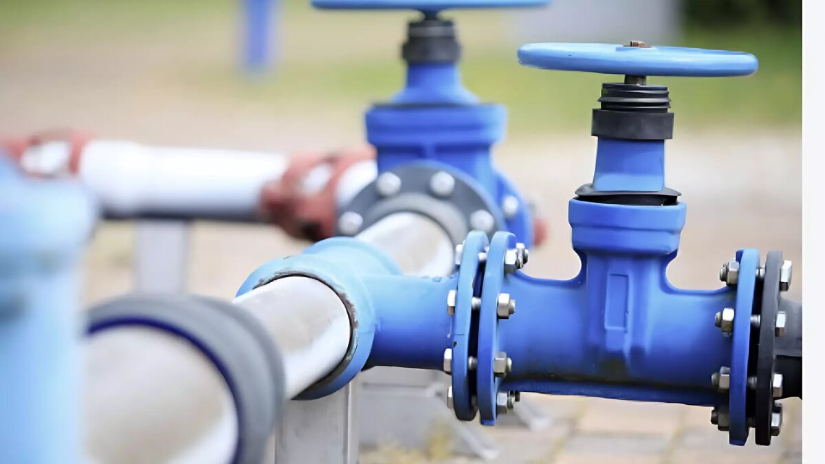     В стремлении полностью избавиться от российской нефти Чехия заканчивает испытания черного золота из Ирака.