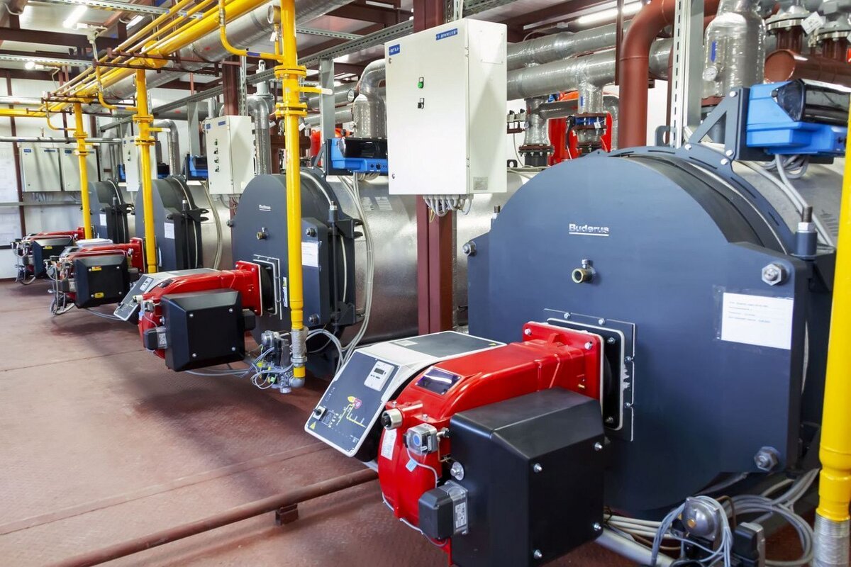 Фото с сайта Прометей https://prometey54.ru/services/stroitelstvo-gazovykh-kotelnykh-pod-klyuch/ 