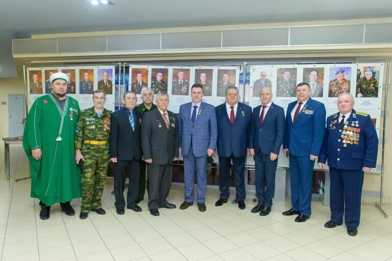    Ветеранам-афганцам «Боевого братства» в Оренбурге вручили юбилейные медали Белов Михаил Александрович