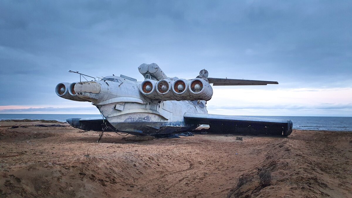 Ракета экраноплан. Каспийский монстр экраноплан Лунь. Экраноплан Лунь проекта 903 Каспийский монстр. Ракетный корабль-экраноплан проекта 903 «Лунь». Экраноплан Лунь Дербент 2022.