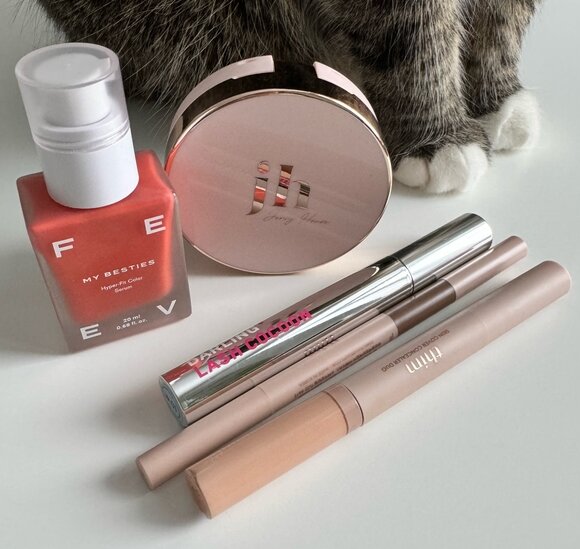 Строение дыхательной системы лягушки. Животные дышат. Дыхательная система лягушки. Легкие амфибий. Кожное дыхание у земноводных.