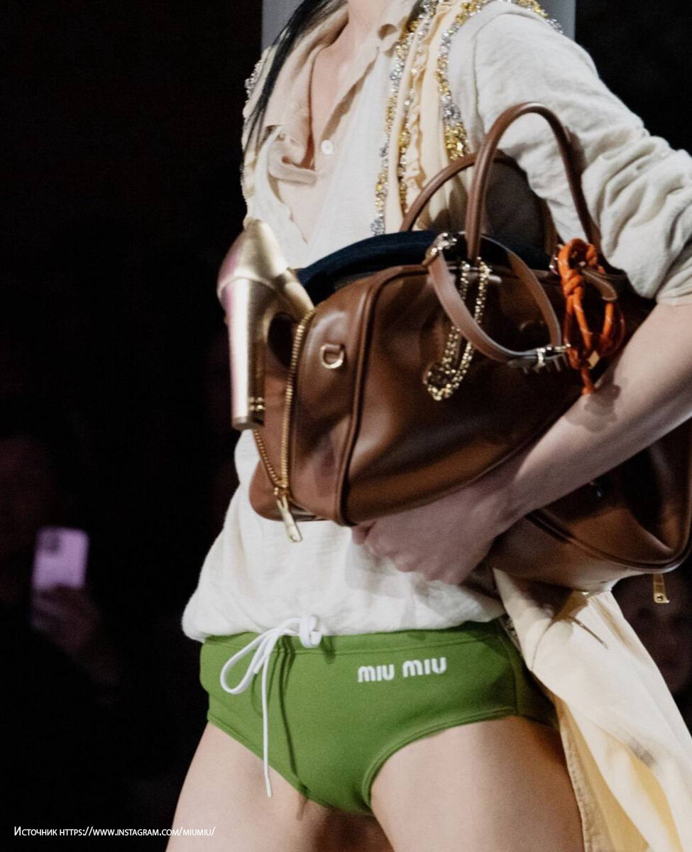 неуместный человек 2006 постер. страх неуместен. киса воробьянинов торг здесь неуместен. киса воробьянинов торг здесь неуместен. торг здесь неуместен 12 стульев.