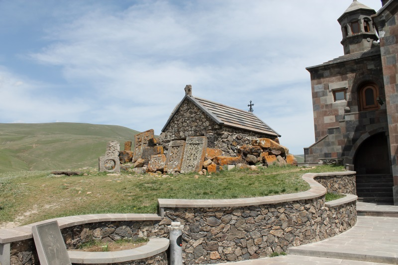 Хачкары
