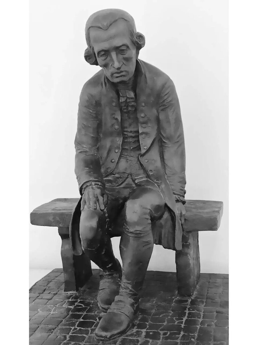 Как его, такого посадишь?