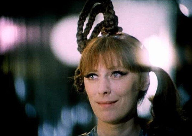 Анализ старуха изергиль горький. Легенда о данко романтический характер легенды. Цитаты максима горького. Идеал горького. Творчество горького таблица.