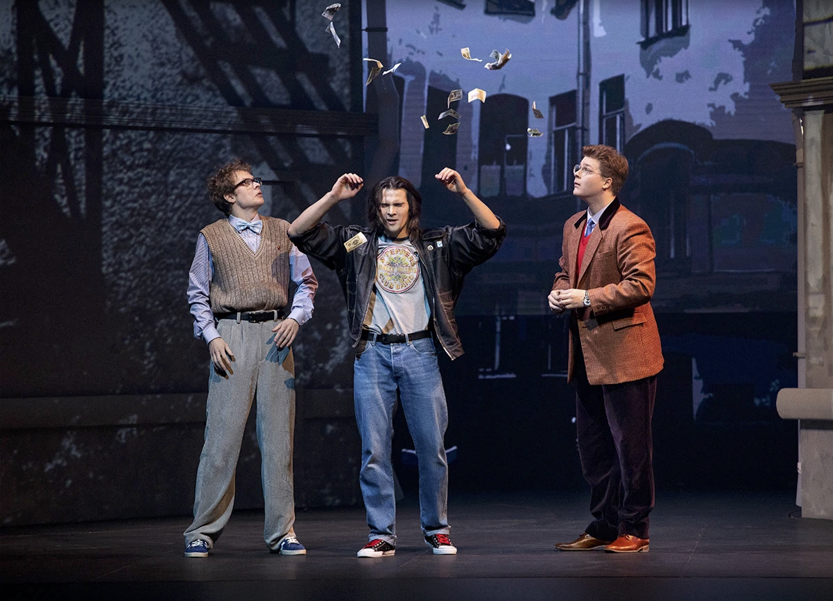 Не сходить с бывшей. Не сходить с бывшей. Красивые строчки из песен. Картинки как сходят с ума. Статусы для гордых.