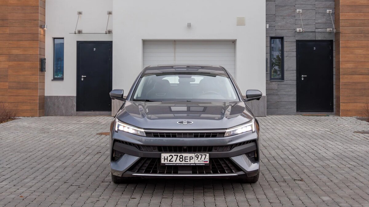 Теперь ЭТО вместо Октавии? Тест лифтбека «Москвич 6» | Журнал Авто.ру ...