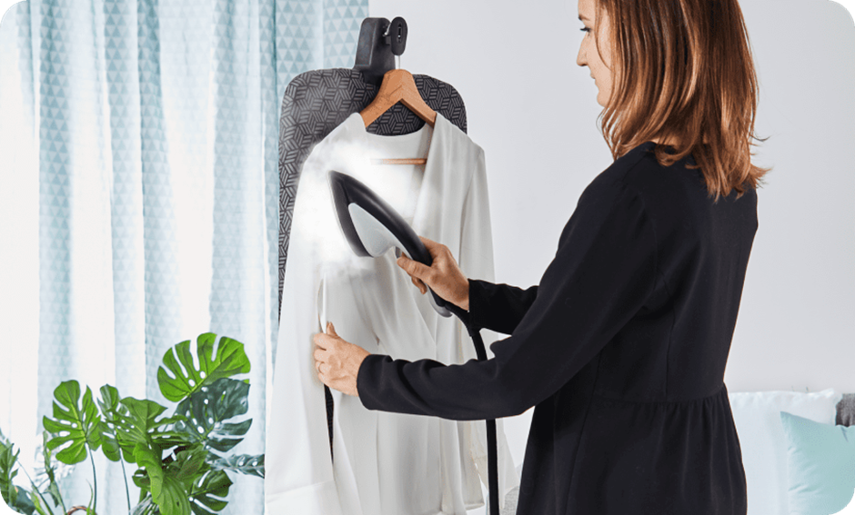 В интернете прочитала, что мощность пара в IXEO доходит до 200 г/мин. Это значит, что он должен быстро справляться с плотной тканью костюмов, пальто, штор и даже мебели