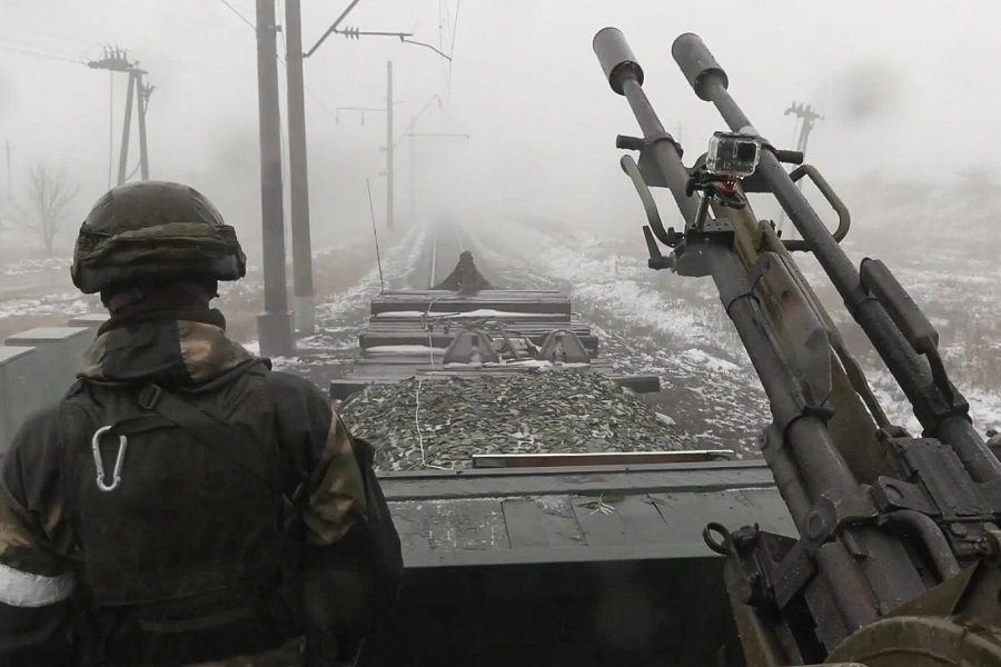 Работа спецпоезда железнодорожных войск в ходе СВО - Фото: Пресс-служба Минобороны РФ/ТАСС