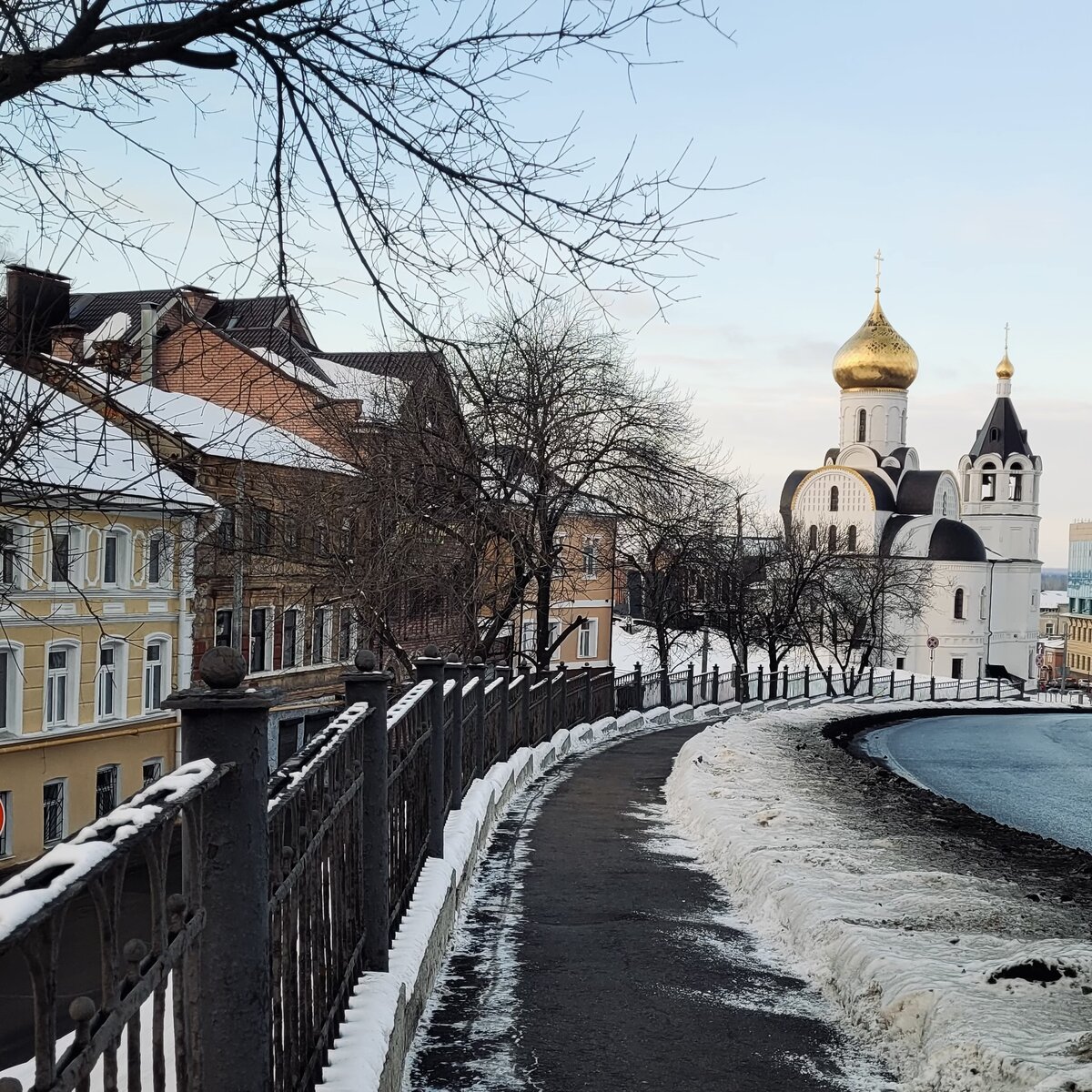 Пешком к центру