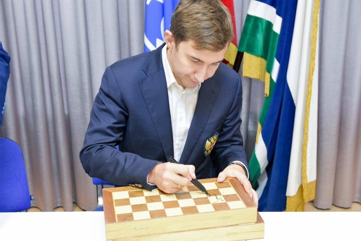    Чемпион мира по быстрым шахматам Сергей Карякин побывал на Байкале