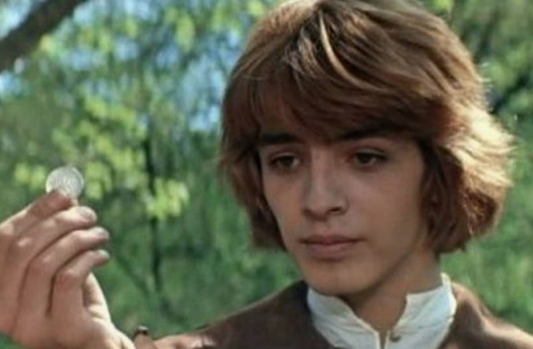 Андрей сыграл принца в фильме-сказке "Принцесса на горошине".