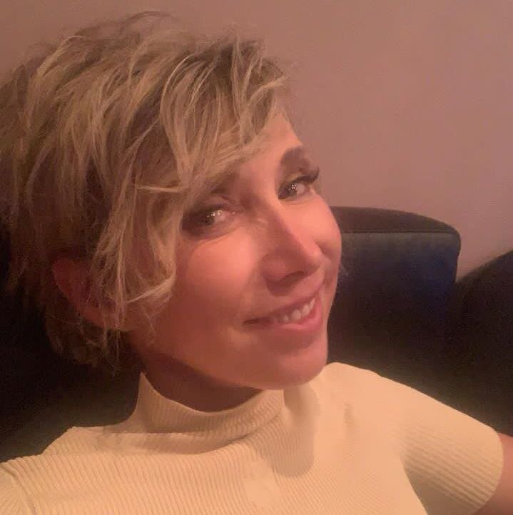  📷