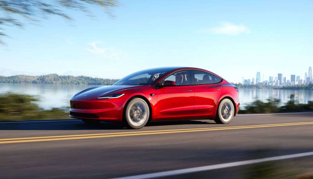 Tesla Model 3 нового поколения 2023/2024 года | фото: Тесла