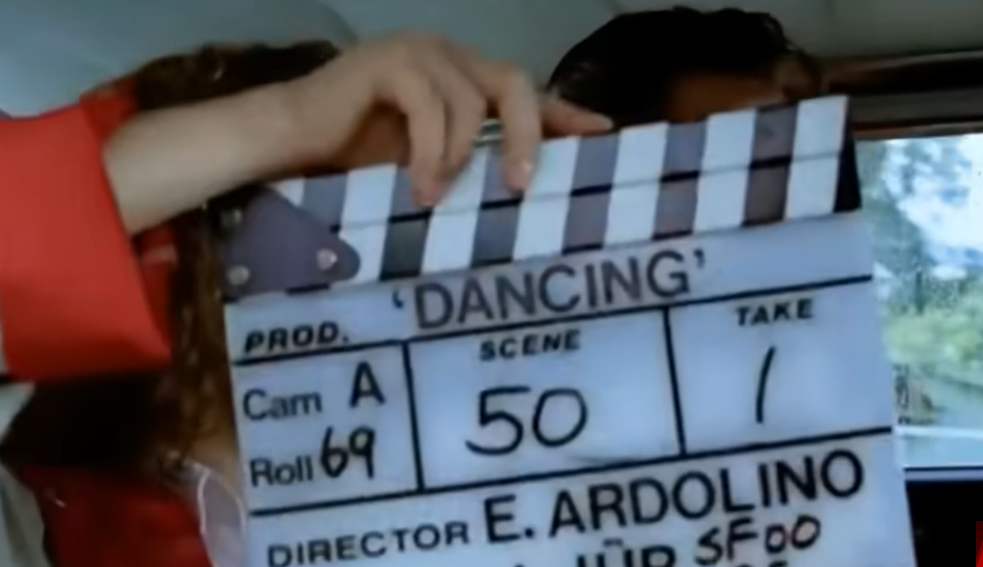 Трудно поверить, но с момента выхода культового романтического фильма "Грязные танцы" прошло уже почти 37 лет.-10