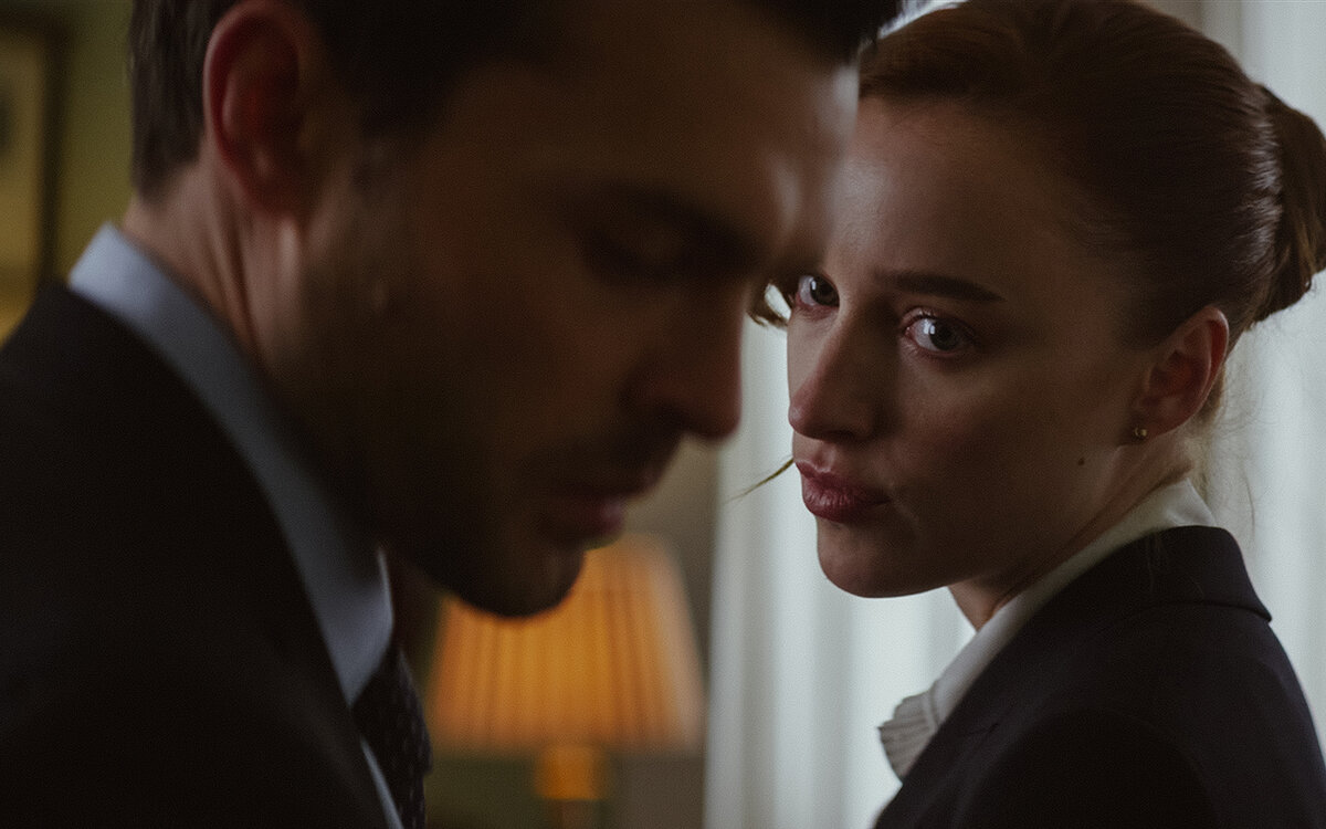 интрига мемы. мастер интриги мем. интрига картинка. ты меня интригуешь. знаешь как заинтриговать человека.