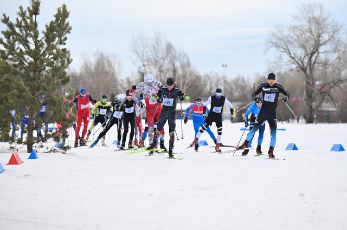    Более 1500 жителей Красноярска поучаствовали в гонке «Лыжня России»