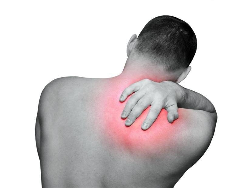 Боль в лопатке: симптомы, причины и методы лечения в «СМ-Клиника»