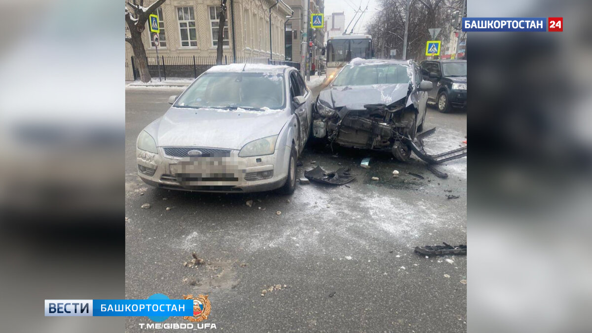    Ребенок и 70-летняя женщина-водитель пострадали в ДТП на улице Ленина в Уфе