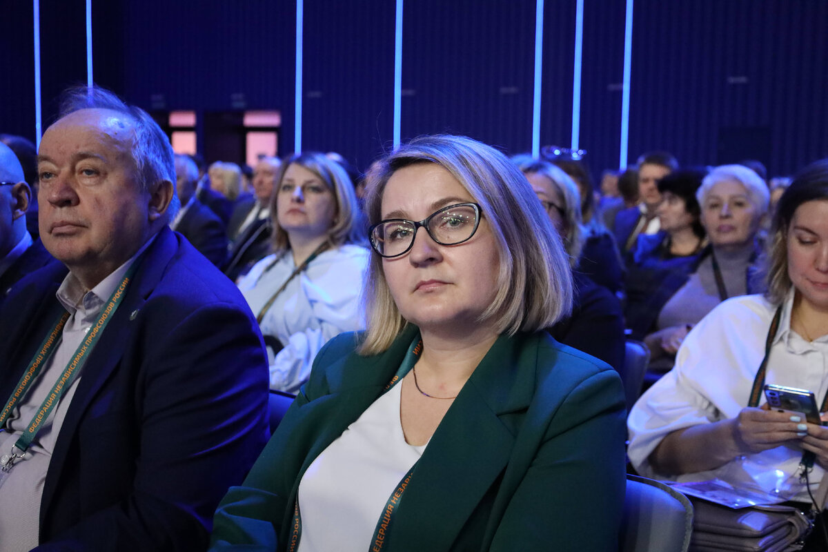 лесопромышленный комплекс деревообрабатывающая промышленность. лесной организации. предприятие в лесу. лесное хозяйство. лесной логотип.