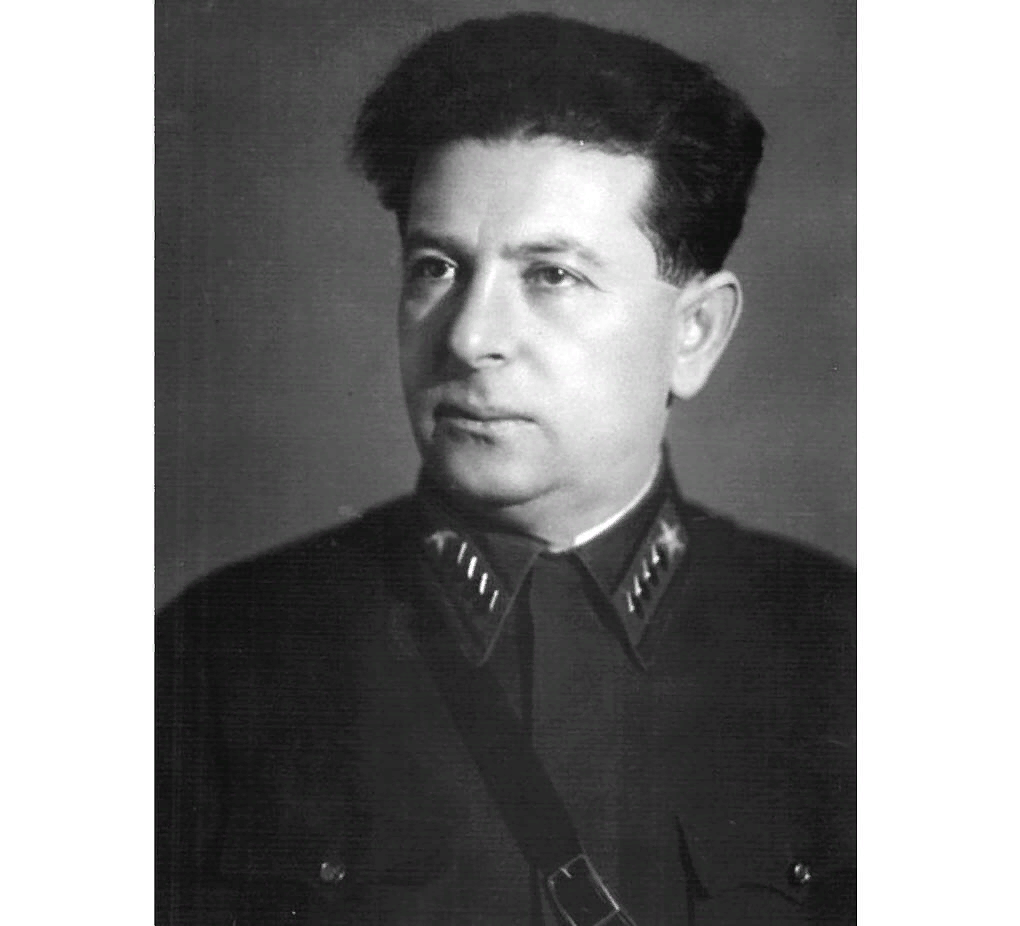 Л.З. Мехлис