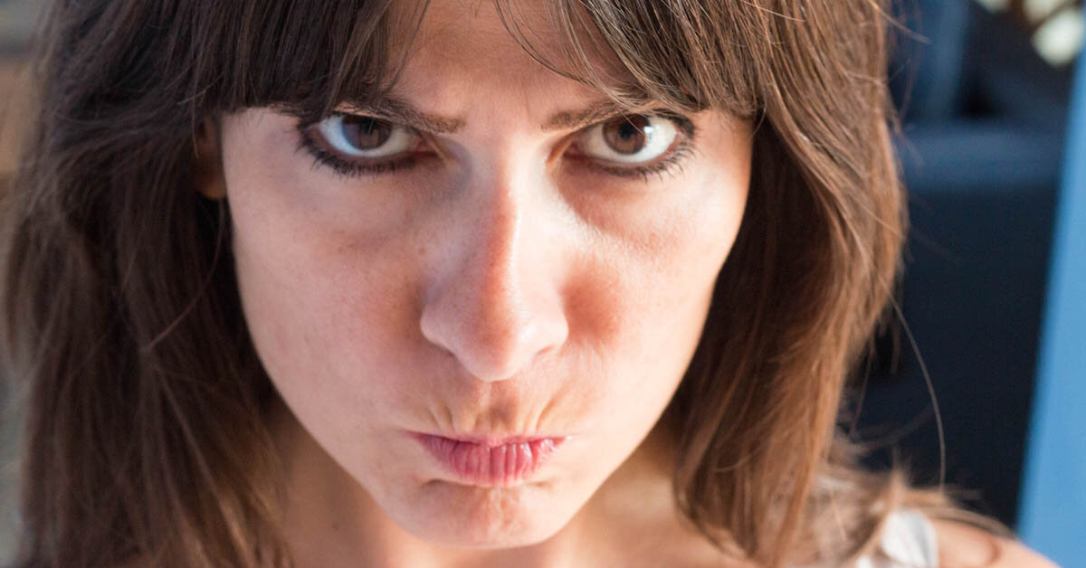 Красивое личико. Еуфрат мэй. Anna morna 2020. Лицо девушки крупным планом. Удивленные глаза девочки.