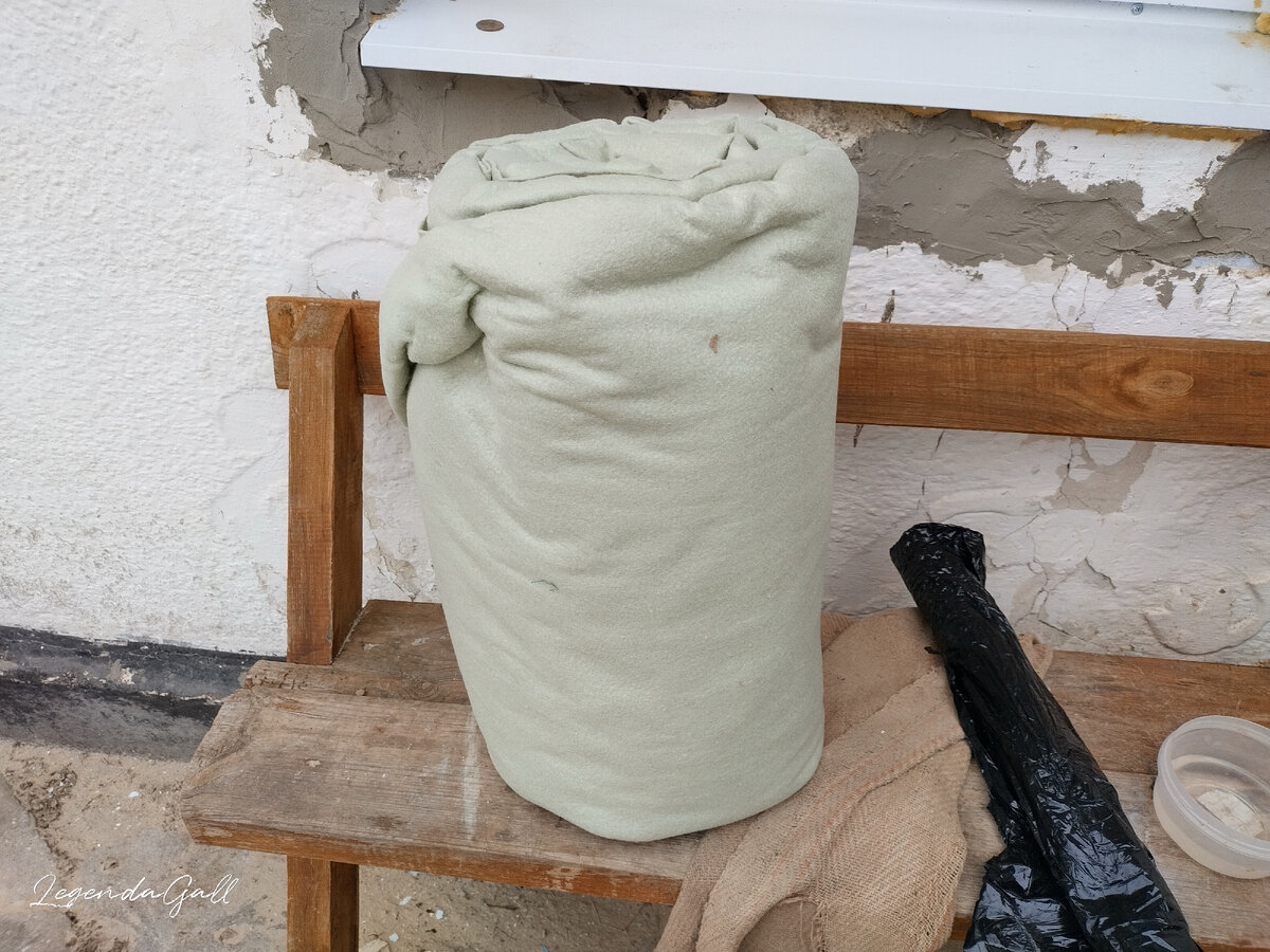 Первый рулон, на 10 метров при ширине в 2 метра